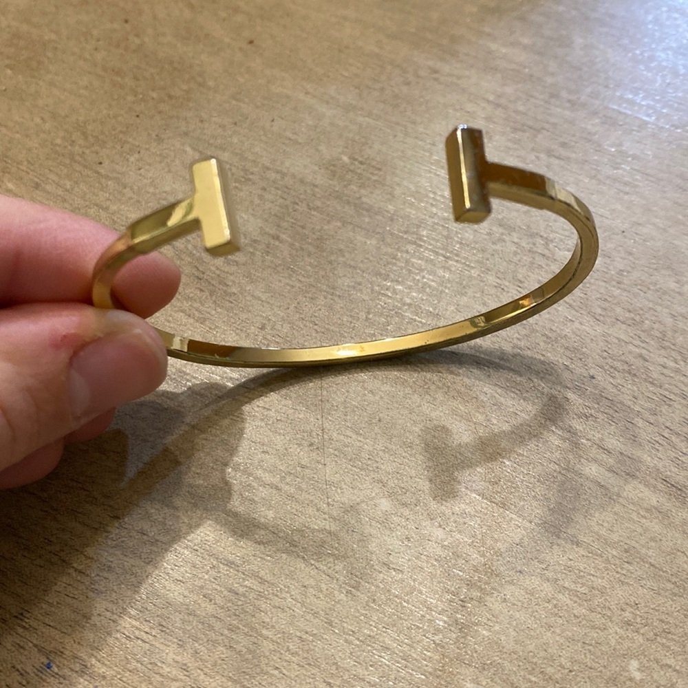 T cuff